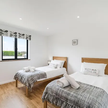 Holiday home Cedar House